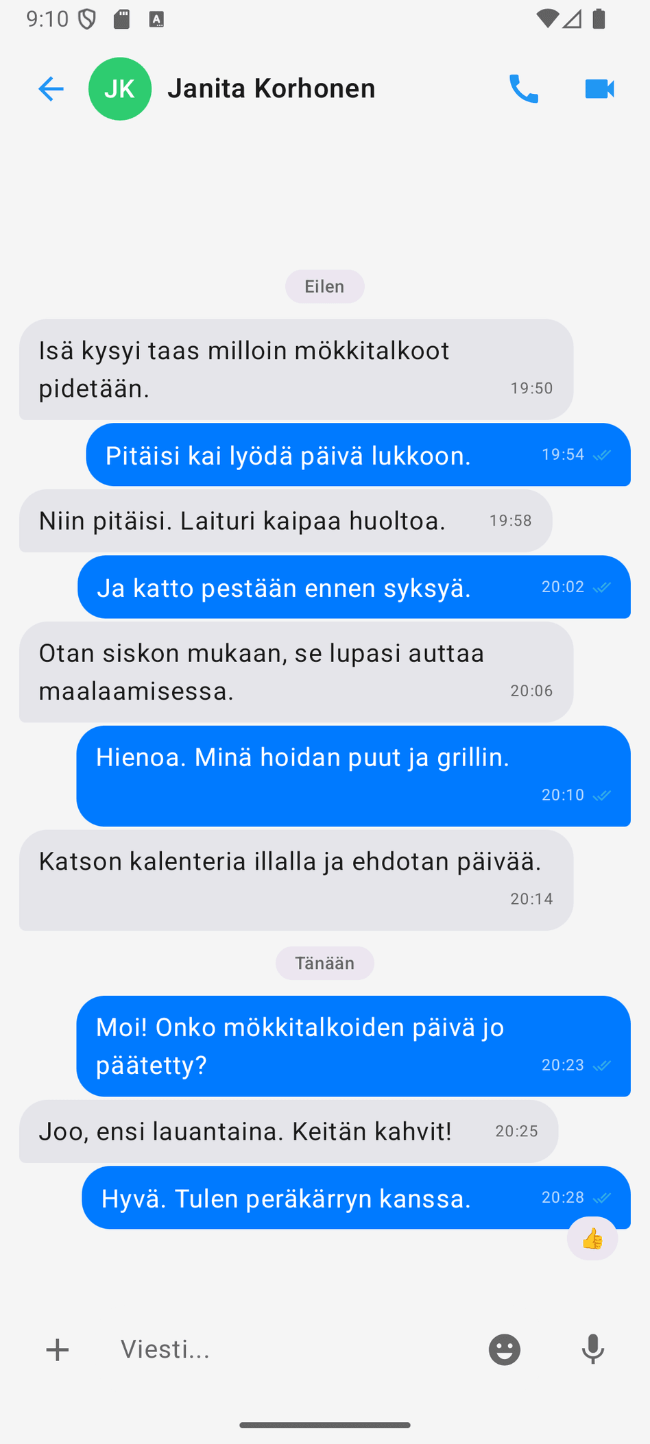 Sama keskustelu Matti Korhosen Android-puhelimessa: mökkitalkoiden ajankohta sovitaan Janita Korhosen kanssa.